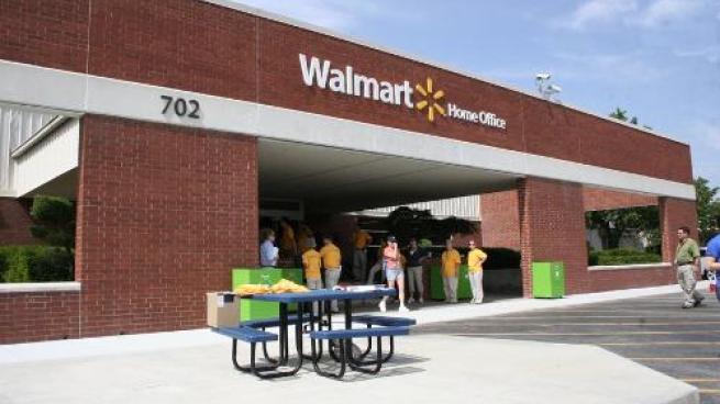 walmart corporate marketing department